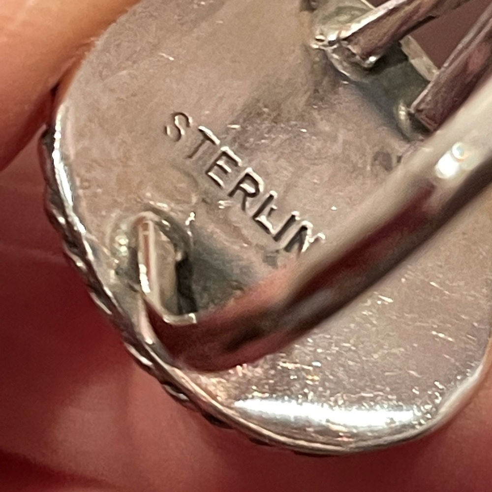 Sterling Silver Coral Ring - Picture 2 of 6